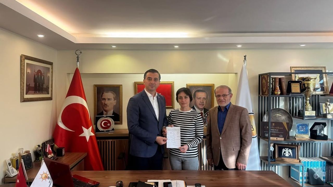 Ayşe Barım'ın şirketinde çalışan Gülsun Işıklı AKP'ye katıldı