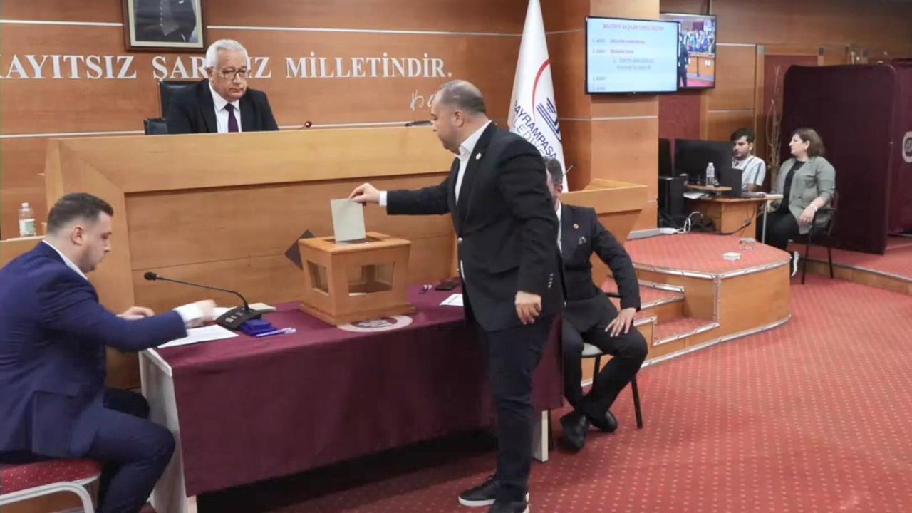 Başkan vekili seçimi Bayrampaşa'da başladı