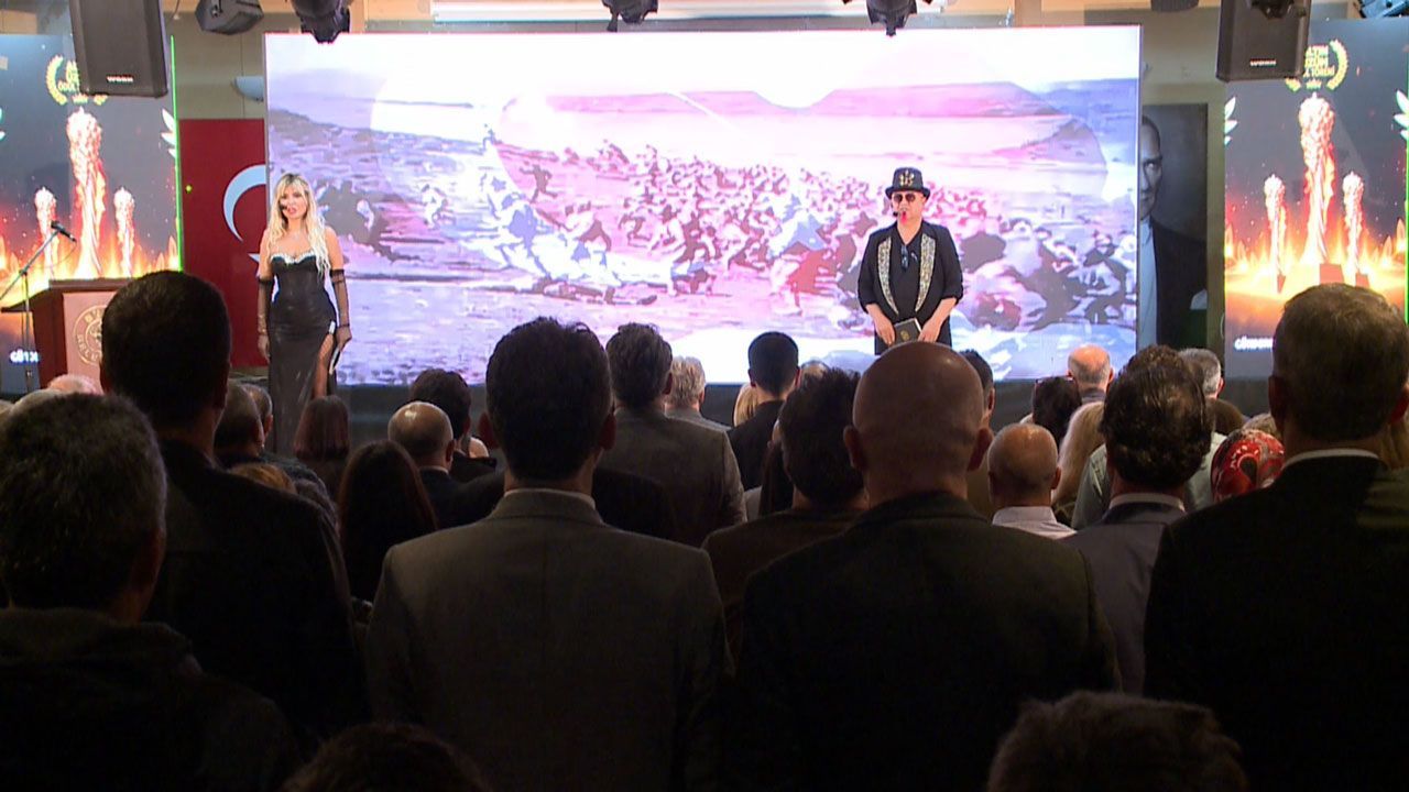 İzmir Buca'da 3. Altın Üzüm Ödül Töreni