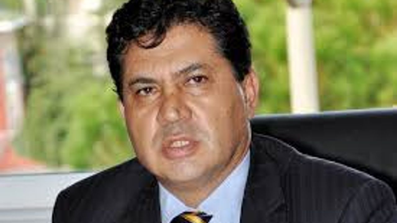 Kemer eski belediye başkanı dolandırıcılıktan gözaltında!