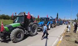 Balıkesir’de isyan eden çiftçiler traktörlerle yolu kapattı!