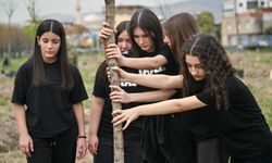 Bornova'da öğrenciler doğaya can oldu