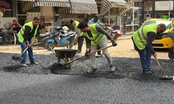 Balıkesir Büyükşehir, Erdek'te yol çalışmasına devam ediyor