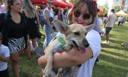 Karşıyaka'da can dostlarla yaza merhaba!