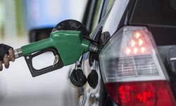 Benzine zam geldi! 34 şehirde fiyat 50 TL'yi aştı