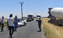 Beton mikseri ile otomobil çapıştı: 2 ölü, 1 yaralı