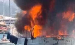 Göcek’te tekne alev alev yandı