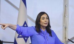 İsrail Ulaştırma Bakanı Regev: Tahran’ı karartma zamanı geldi