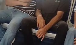 Kalabalığa aldırmadan İZBAN’da sigara içti, o anlar kamerada