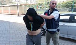 Samsun’da sitenin bahçesinden piknik masası çalan şahıs tutuklandı