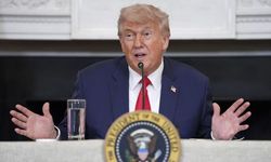 Trump’tan İran’a sert uyarı: “Herkes Tahran’ı derhal terk etmeli”