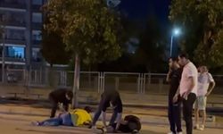 Yolda yürürken silahlı saldırıya uğrayan 2 genç yaralandı