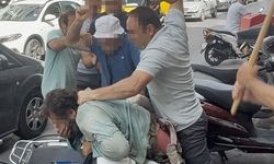 Sokak ortasında öldüresiye darbettiler...