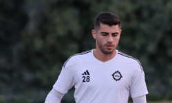 Altay’da Onur Efe yeniden siyah-beyazlı formayı giyecek
