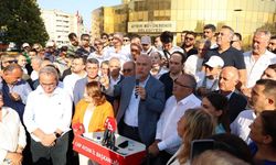 Aydın'da CHP'lilerden ayakkabılarla miting: Topuklu isyan!