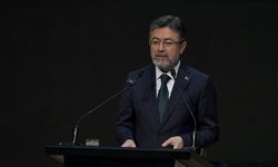 Bakan Yumaklı: Çeşme’ye birkaç gün içinde su verilecek