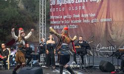 Bornova’da 30 Ağustos’un 103. yılı büyük coşkuyla kutlandı