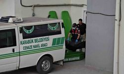 Cezaevinden izinli çıkıp, eşinin evini ateşe verdi