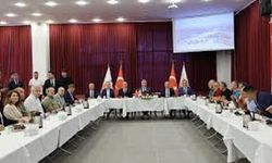 CHP Urla İlçe Başkan adayının iş yerine silahlı saldırı: