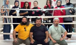 Kuruluş Osman oyuncuları Manisa'da sporcuları ziyaret etti
