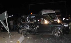 Manisa’da feci kaza: 1 ölü, 2’si ağır 8 yaralı
