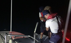 Marmaris'te ticari yatta yaralanan vatandaşa tıbbi tahliye