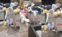 İzmir Büyükşehir’den Karşıyaka’daki çöp krizine müdahale Başkan Cemil Tugay çalışmaları yerinde yönetti