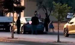 Denizli'de okul müdürü bacaklarından vuruldu.