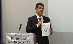 İzmir Eczacı Odası'nda 23 yıl sonra bayrak değişimi