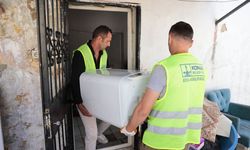 Konak'ta 'Evden Eve Dayanışma' devam ediyor