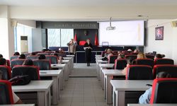 Menderes Belediyesi'nde personele işaret dili eğitimi