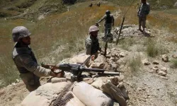 Pakistan ve Afganistan arasındaki ateşkes uzatıldı