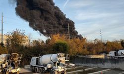 ABD'de 3 kişiyi taşıyan kargo uçağı düştü!