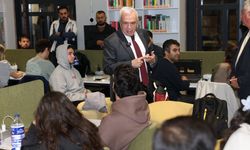 Başkan Şadi Özdemir'den üniversitelilere vize morali