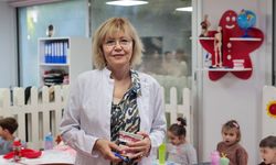 Buca Belediyesi'nden ilçenin miniklerine diş sağlığı eğitimi