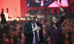 CHP kurmaylarını seçiyor: Özgür Özel oyunu kullandı