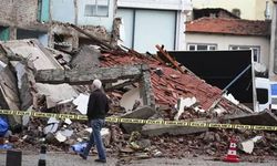 Deprem hasarı Sındırgı'da netleşti