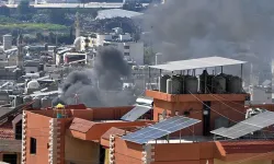 İsrail Filistin mülteci kampını vurdu