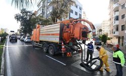 Karaburun'da şiddetli yağış sonrası İZSU'dan müdahale