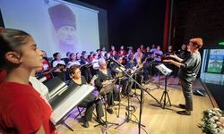 Konak Ata'sını duygu dolu oratoryo ile andı