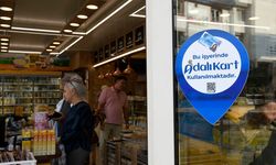 Kuşadası'nda Adalı Kart Ailesi her geçen gün büyüyor