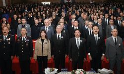 Mudanya tek yürek Atatürk'ü andı