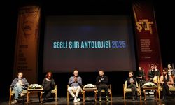 Nilüfer'de şiir eleştirisinin prestij ödülleri sahiplerini buldu