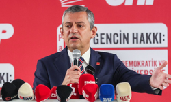 Özel'den gazetecilere gözaltı dalgasına ilk tepki!