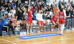 Turgutlu Belediyesi Kadın Basketbol Takımından farklı galibiyet: 87-63