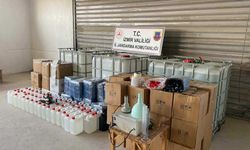 İzmir'de 1,5 milyon TL'lik kaçak etil alkol ele geçirildi