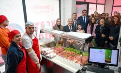 Bornova'da halkın sofrasına destek: Kent Kasap açıldı
