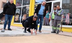 Büyükşehir'den Fatih Mahallesi'nde kaldırım genişletme çalışması