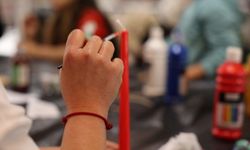 Üç kuşak mum boyama atölyesinde buluştu