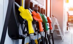 Akaryakıta zam sonrası tabelalar değişti